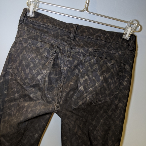 Black and Gold Dynamite Skinny Pants - Picture 2 of 5